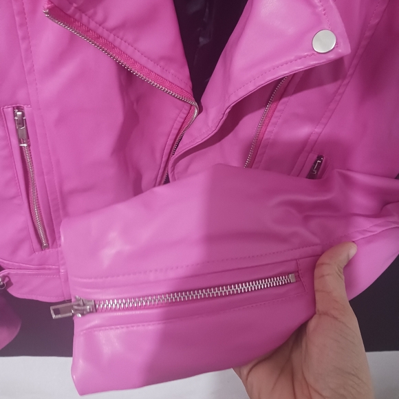 Women Pink Barbie style biker faux leather jacket - Picture 7 of 16